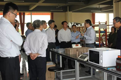 面對面的交流指導(dǎo)--河北省分析儀器技術(shù)學(xué)會(huì)專家組到訪海能